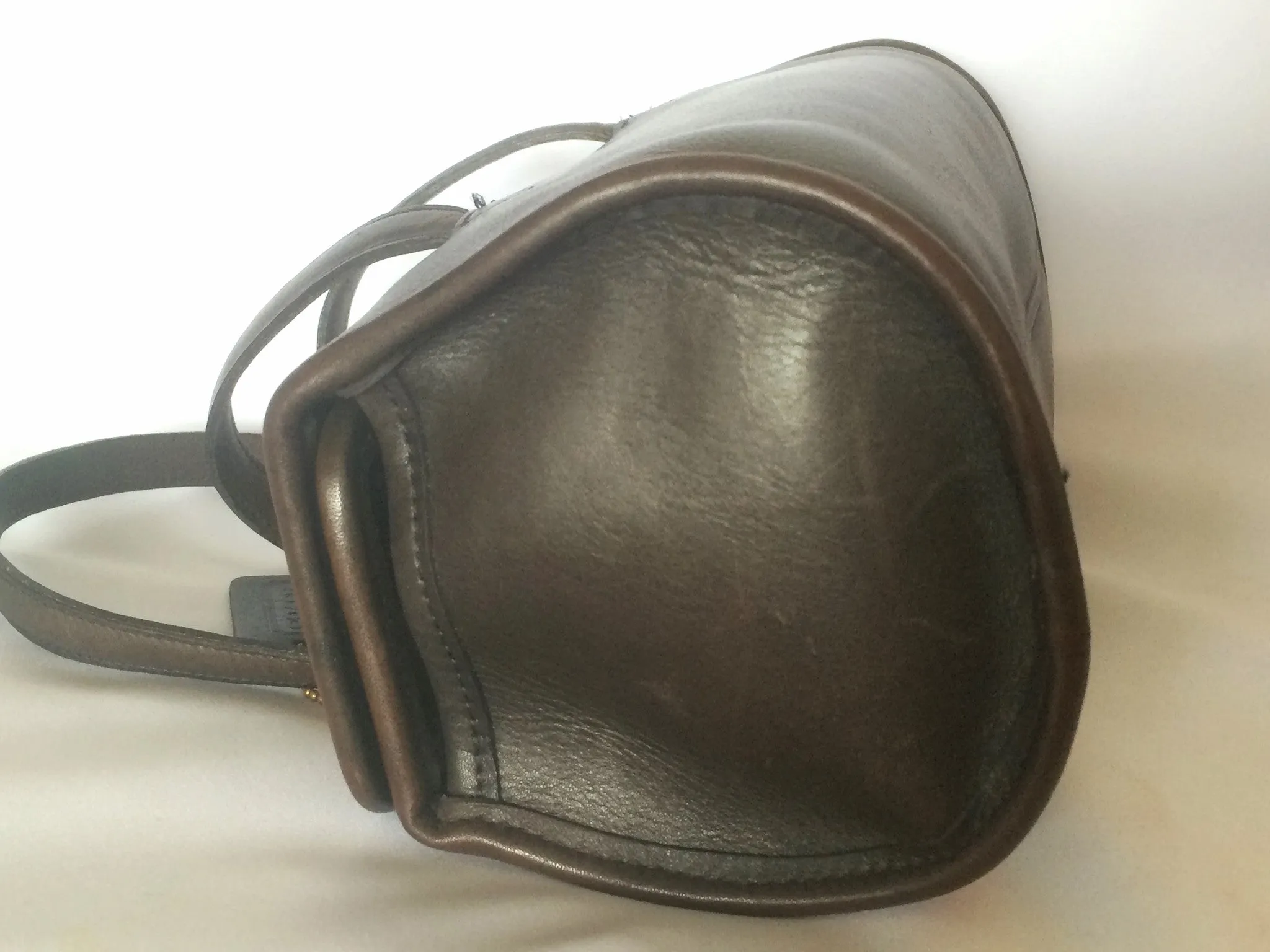 80's Vintage COACH dark brown leather shoulder bag, handbag in unique drum shape, Made in USA Classic unisex purse. Rare