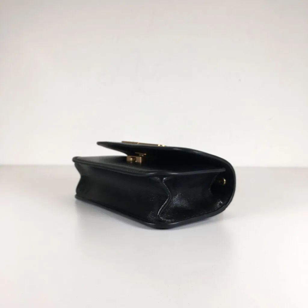 Balenciaga Gossip Wallet on Chain