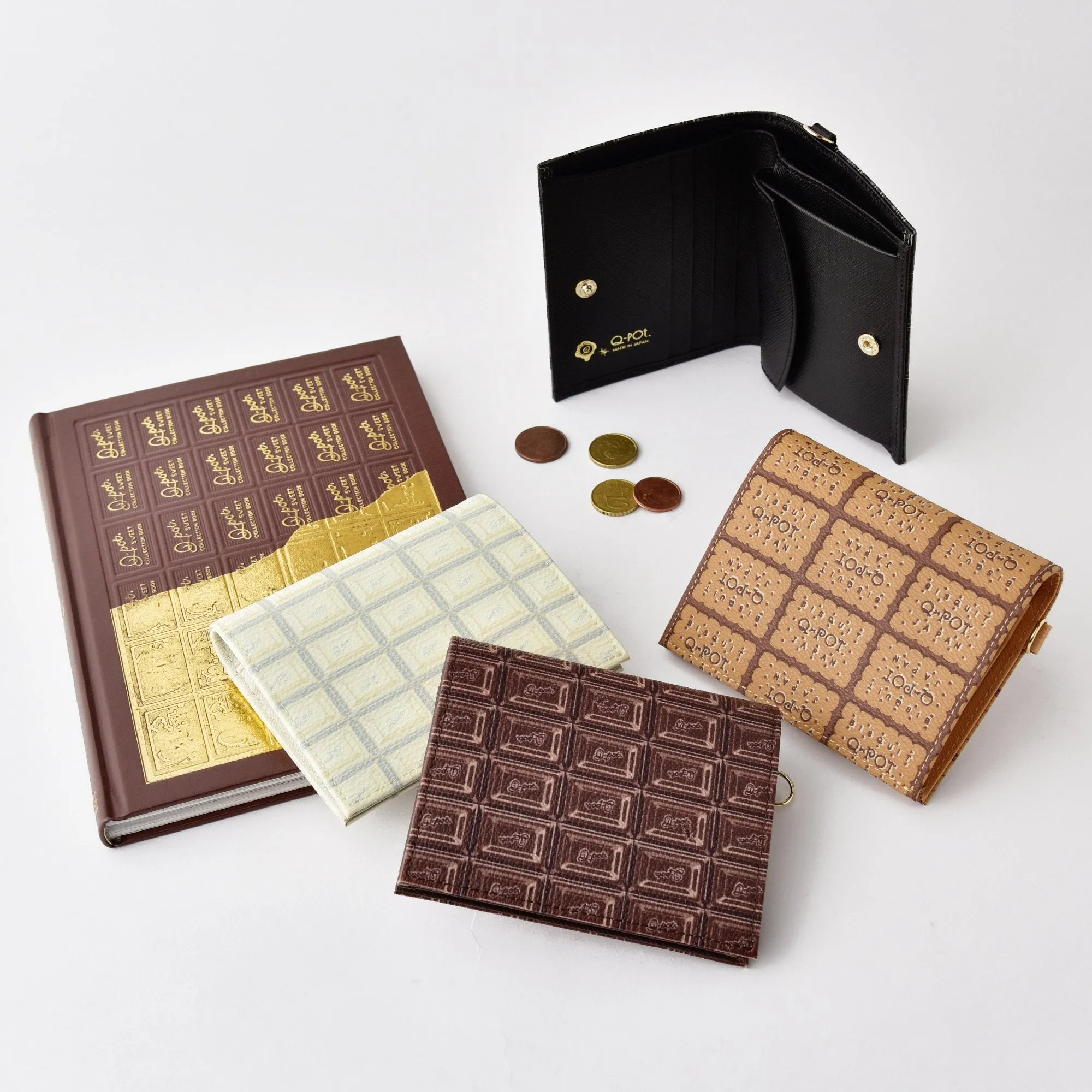 Bitter Chocolate Leather Flap Short Wallet【Japan Jewelry】