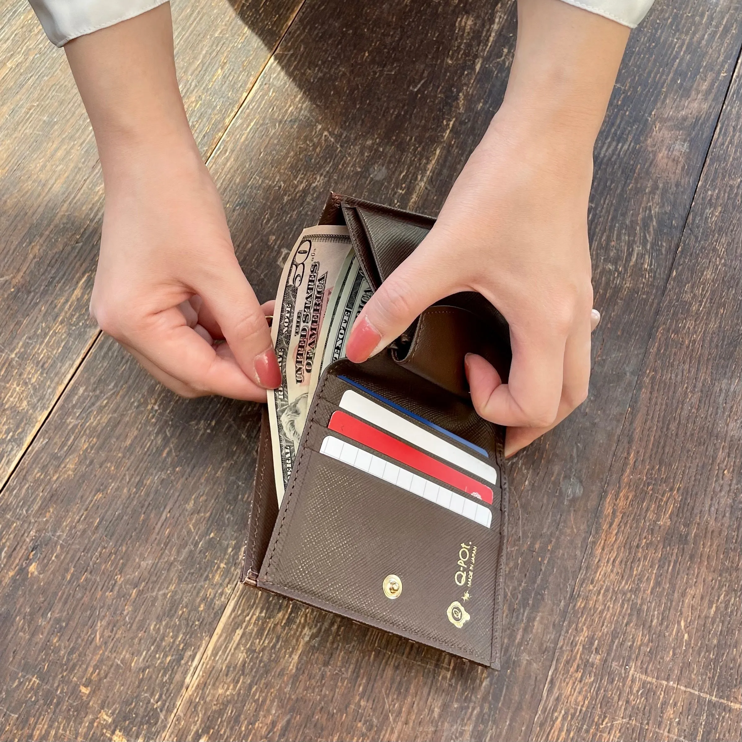 Bitter Chocolate Leather Flap Short Wallet【Japan Jewelry】