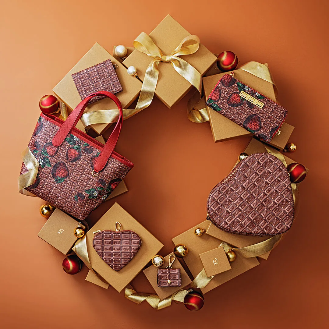 Bitter Chocolate Leather Flap Short Wallet【Japan Jewelry】