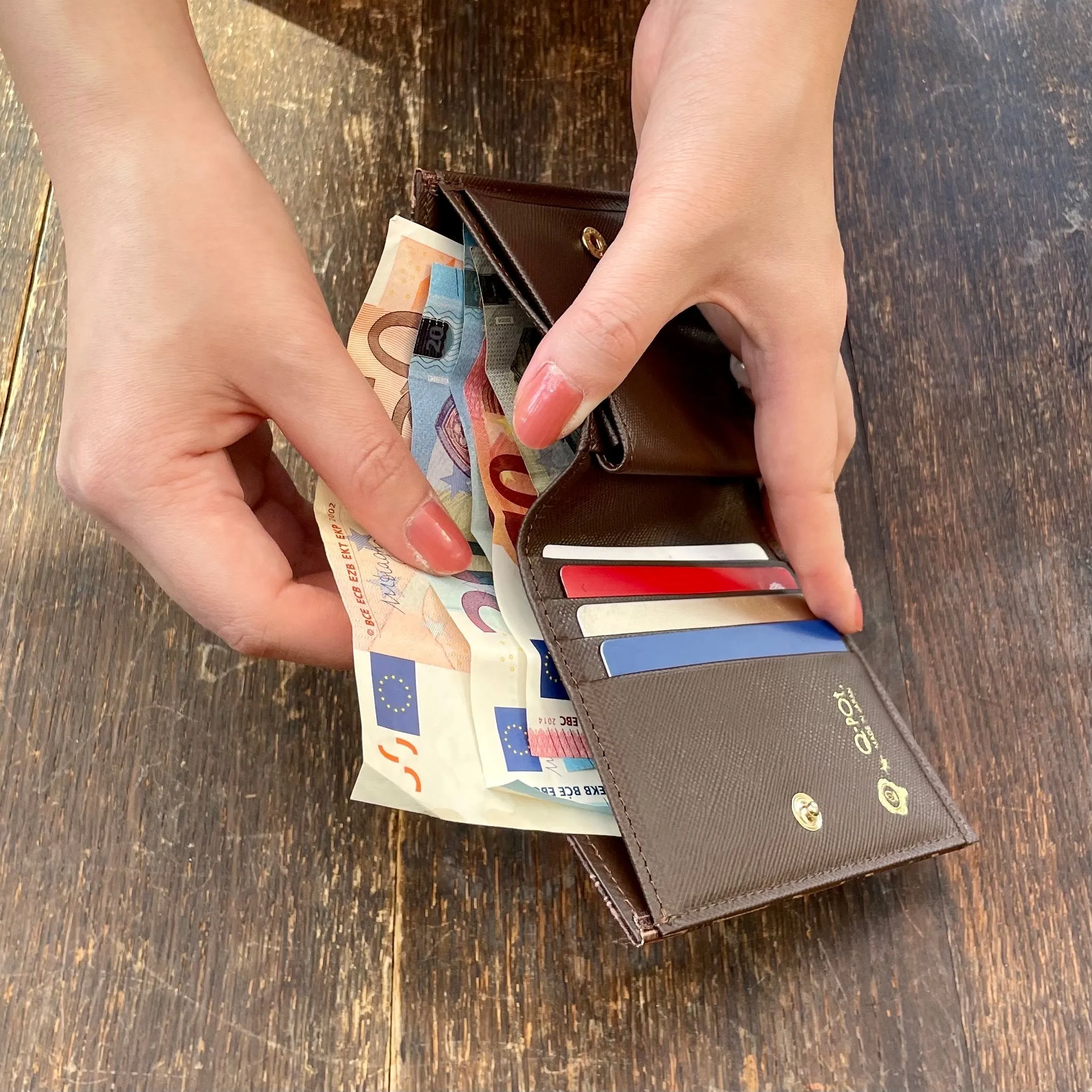 Bitter Chocolate Leather Flap Short Wallet【Japan Jewelry】