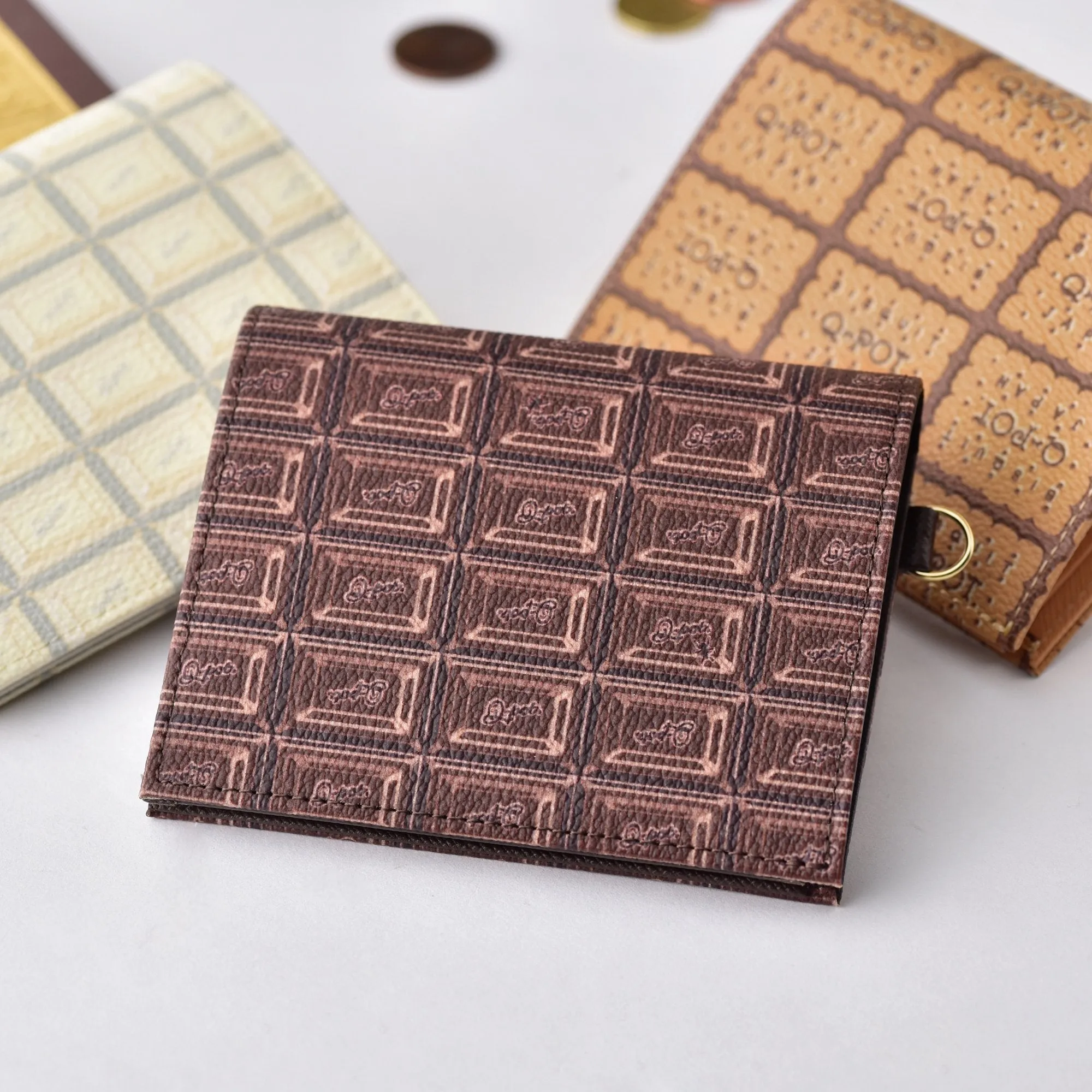 Bitter Chocolate Leather Flap Short Wallet【Japan Jewelry】