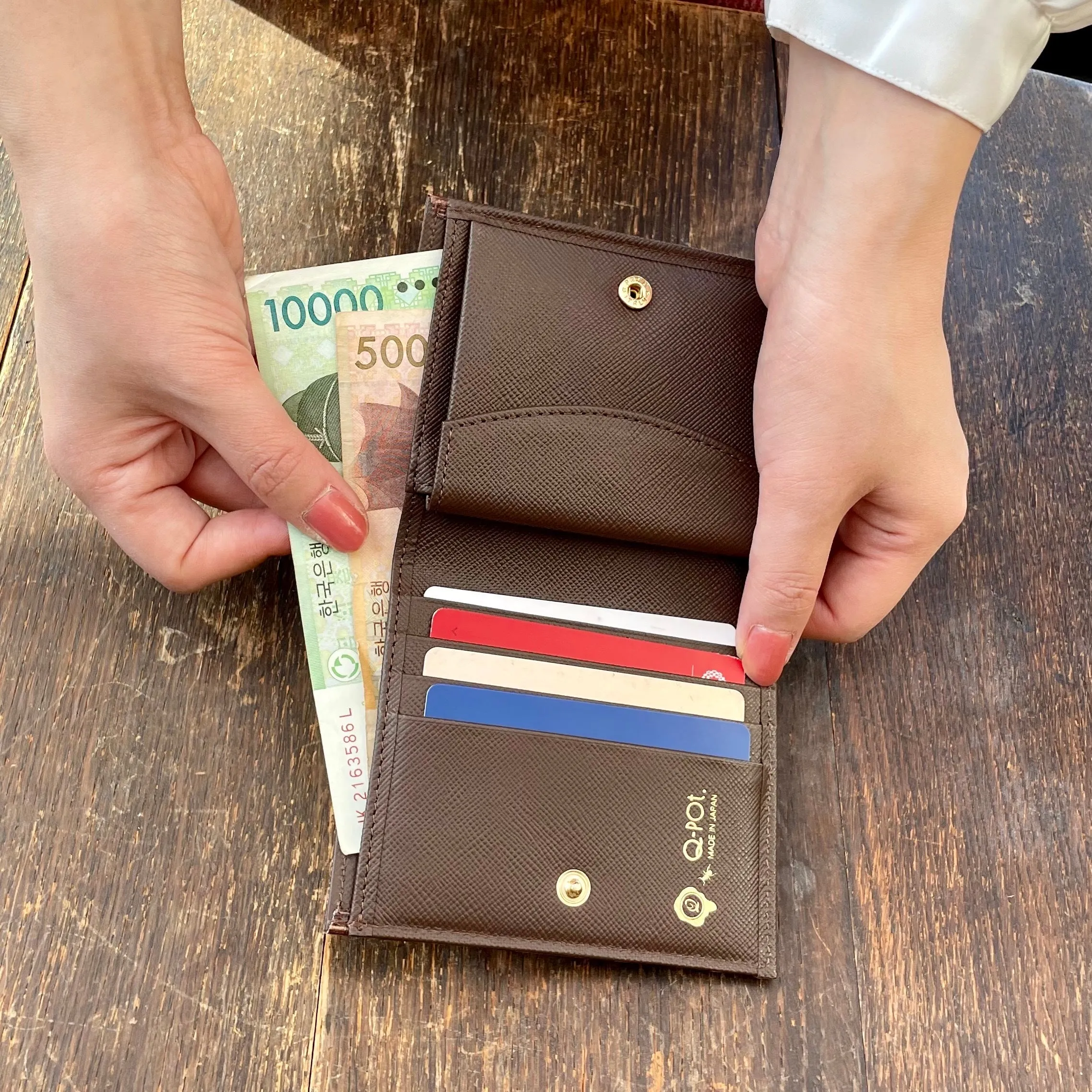 Bitter Chocolate Leather Flap Short Wallet【Japan Jewelry】