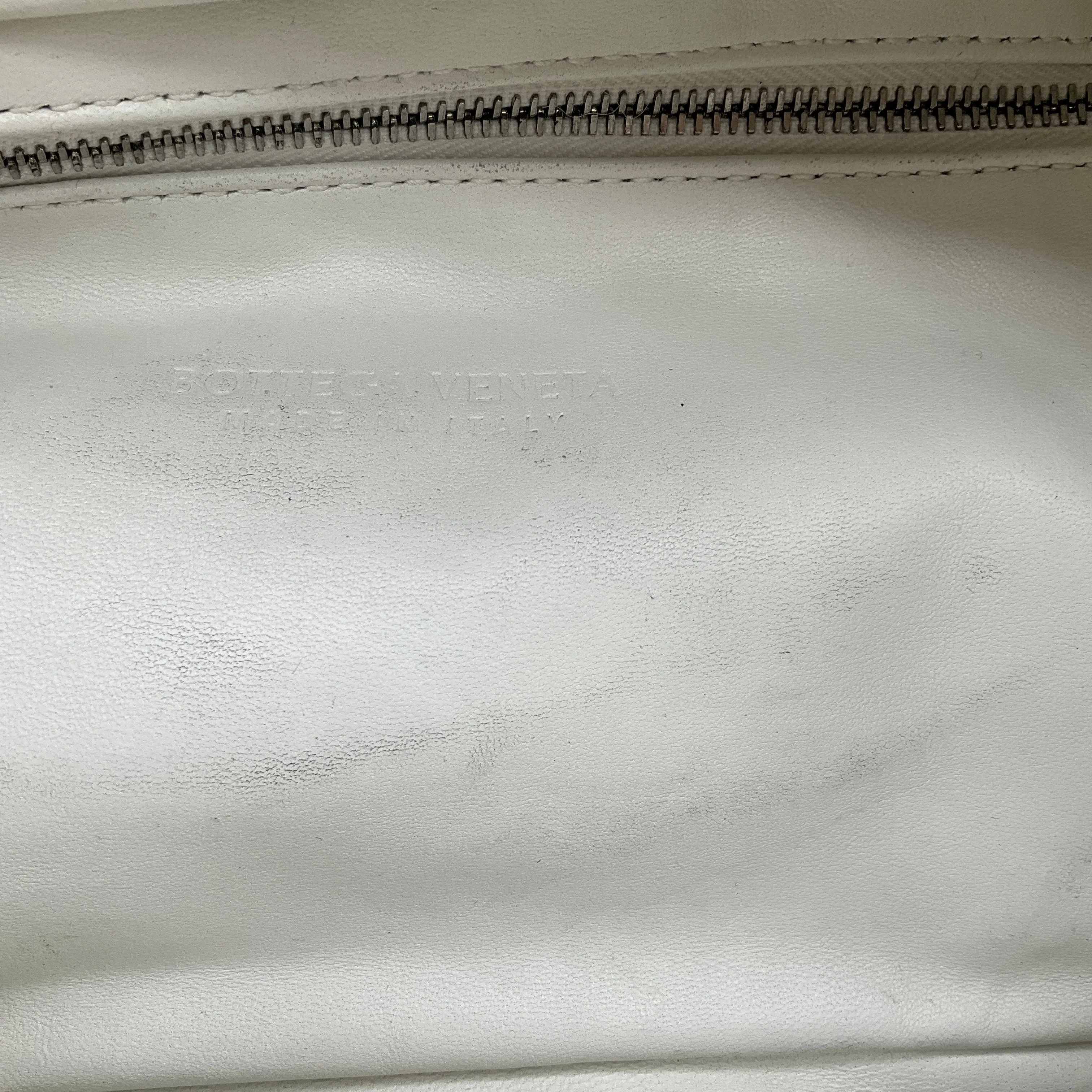 Bottega Veneta Ivory Leather Pouch Body Bag