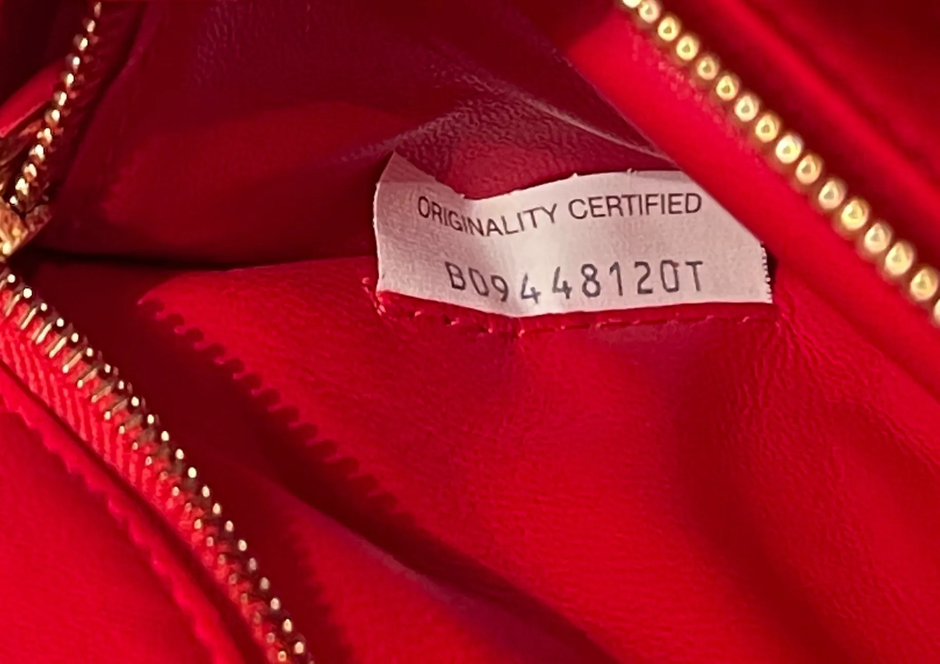 Bottega Veneta Red Patent Maxi Intrecciato Padded Cassette Crossbody Bag