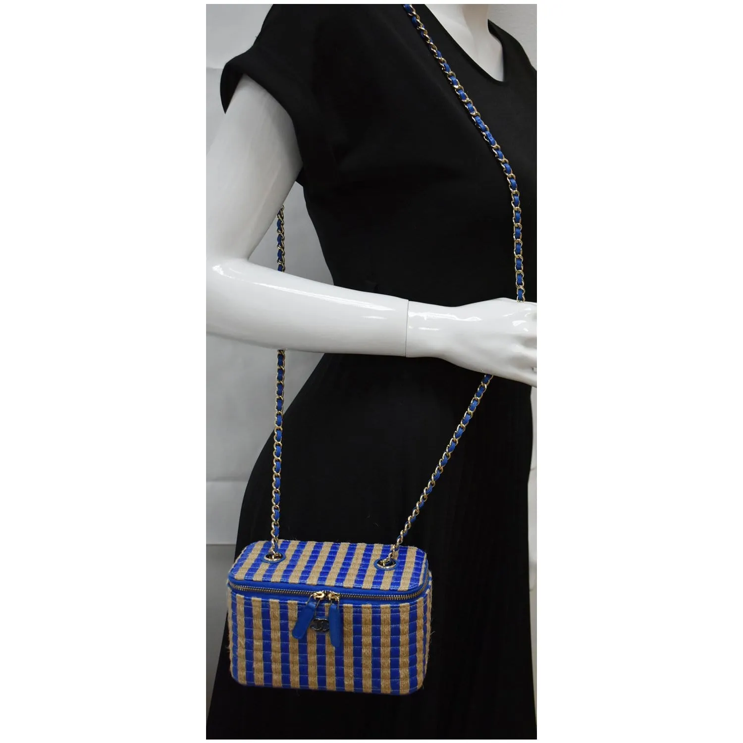 CHANEL Raffia Jute Striped Vanity Case Chain Crossbody Bag Blue - 10% OFF