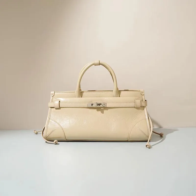 Classica Padlock Leather Tote