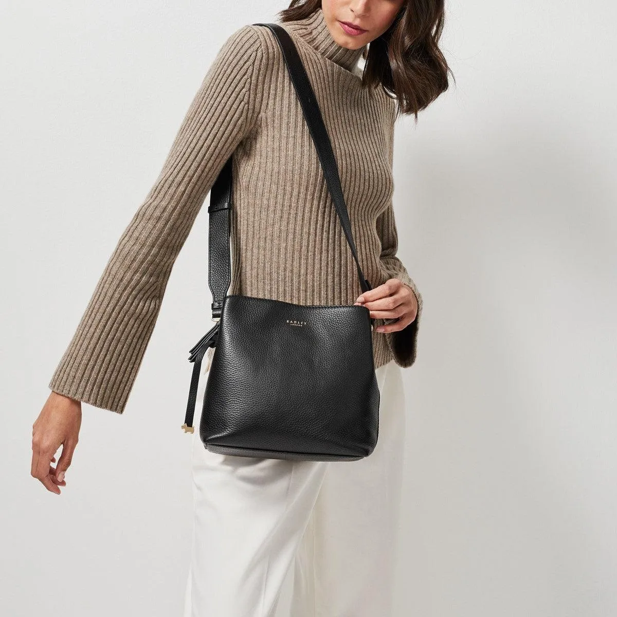 DUKES PLACE - Medium Compartment Multiway Bag
