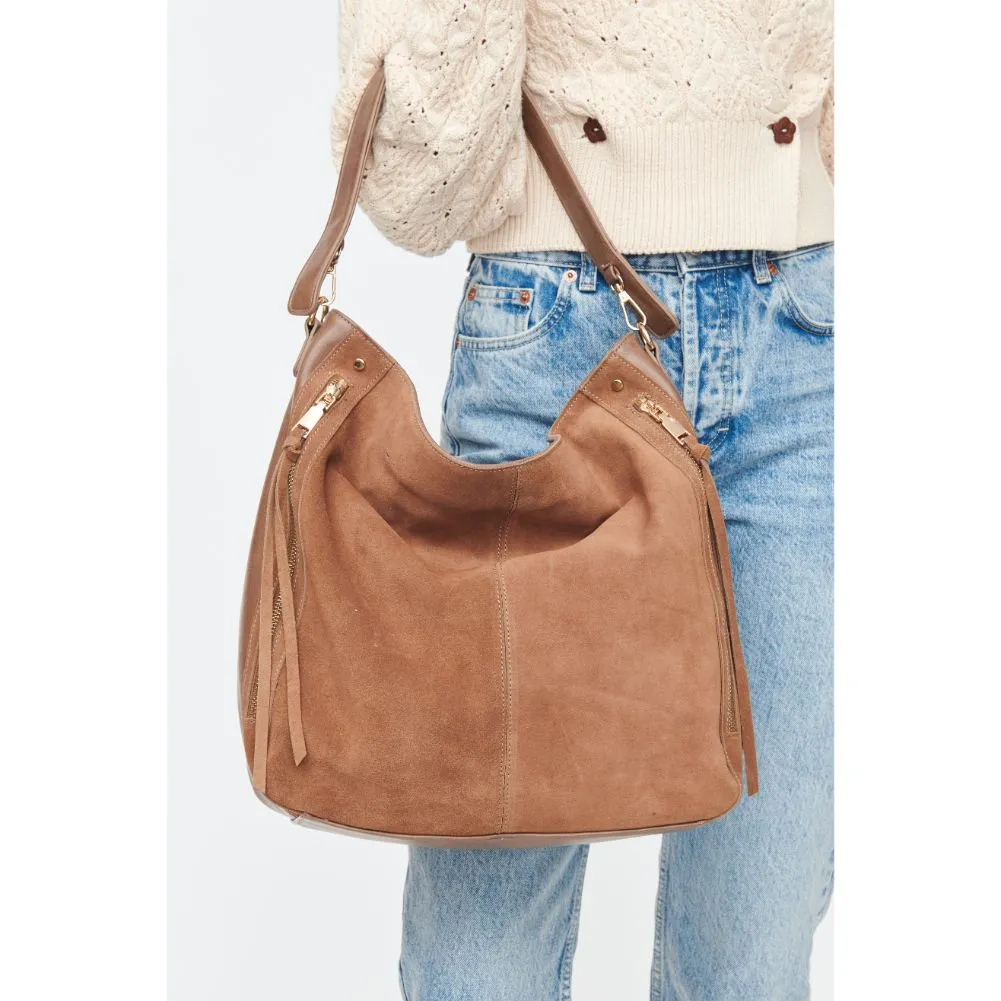 Emilia Hobo