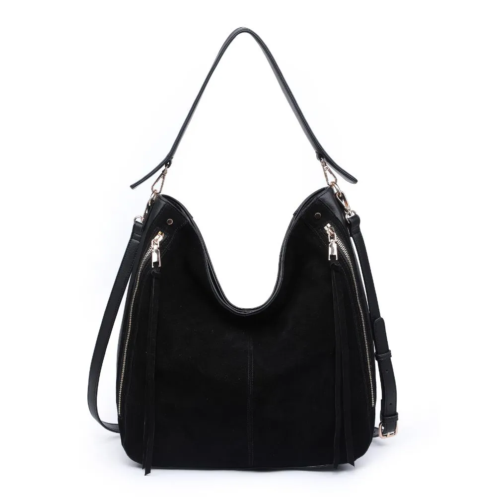 Emilia Hobo