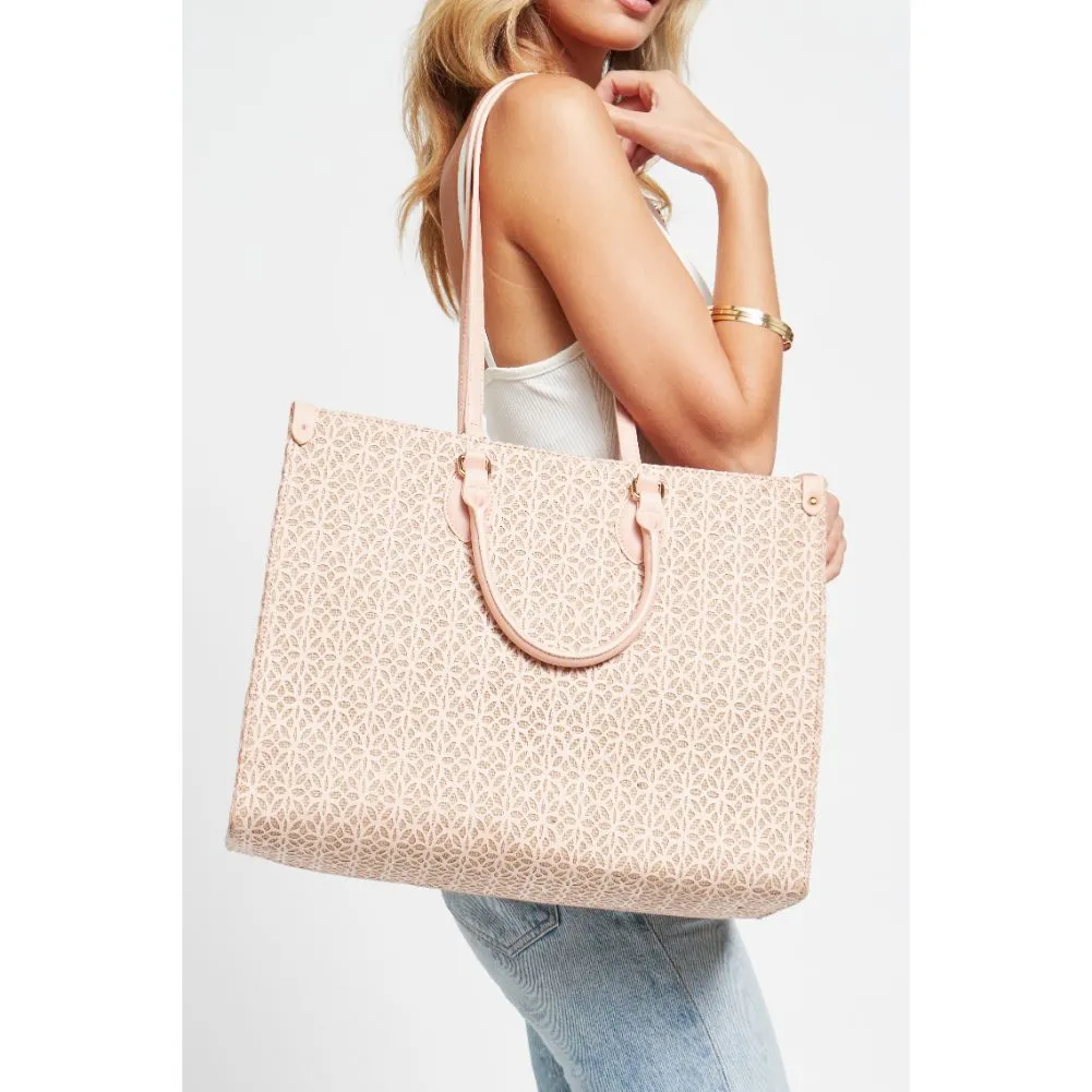 Esme Tote