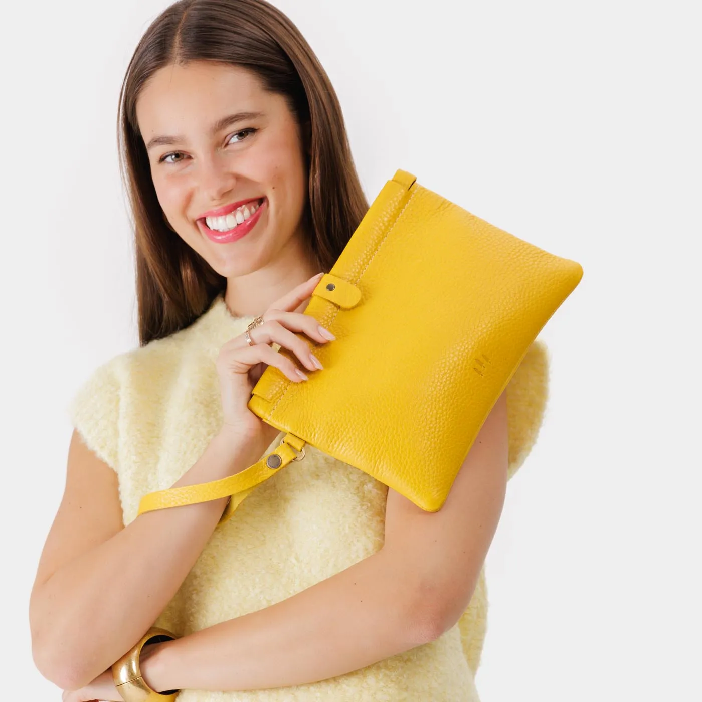 Famed Framed Clutch