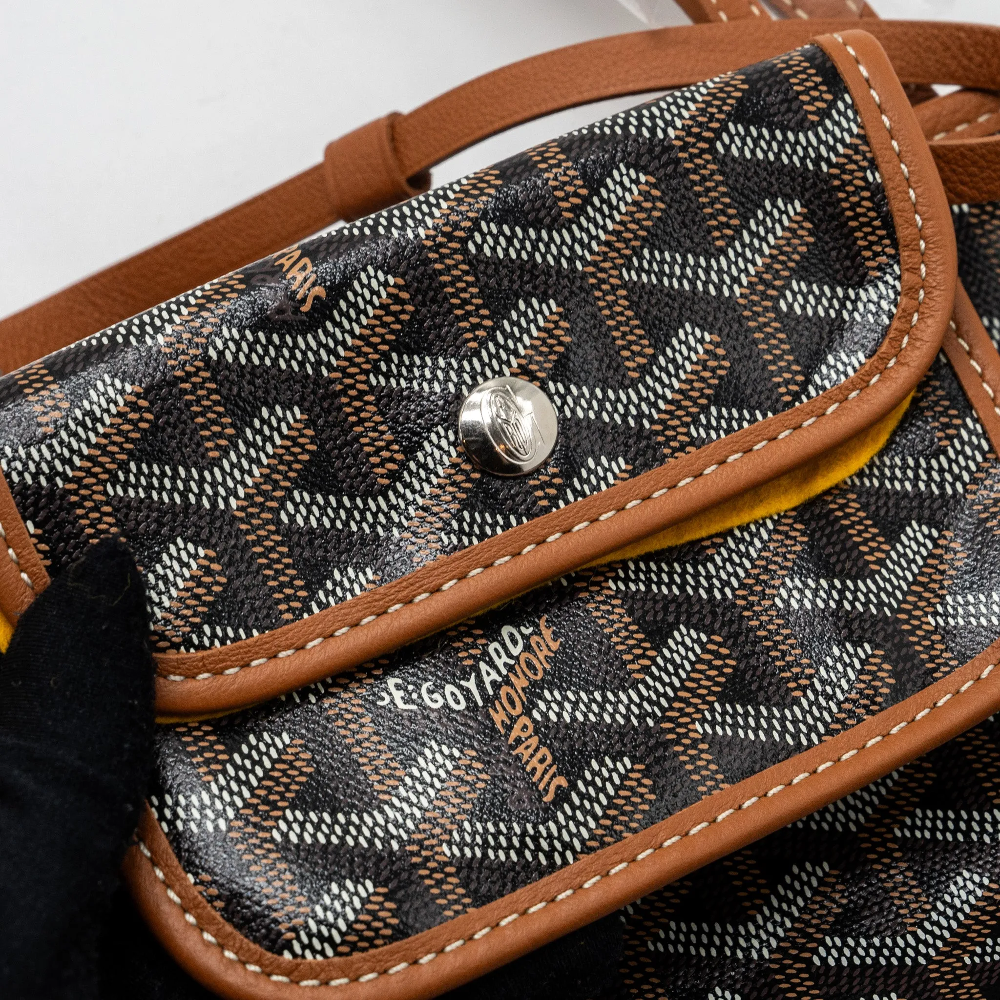 Goyard anjou mini reversible tote bag goyardine canvas / leather brown / multicolor
