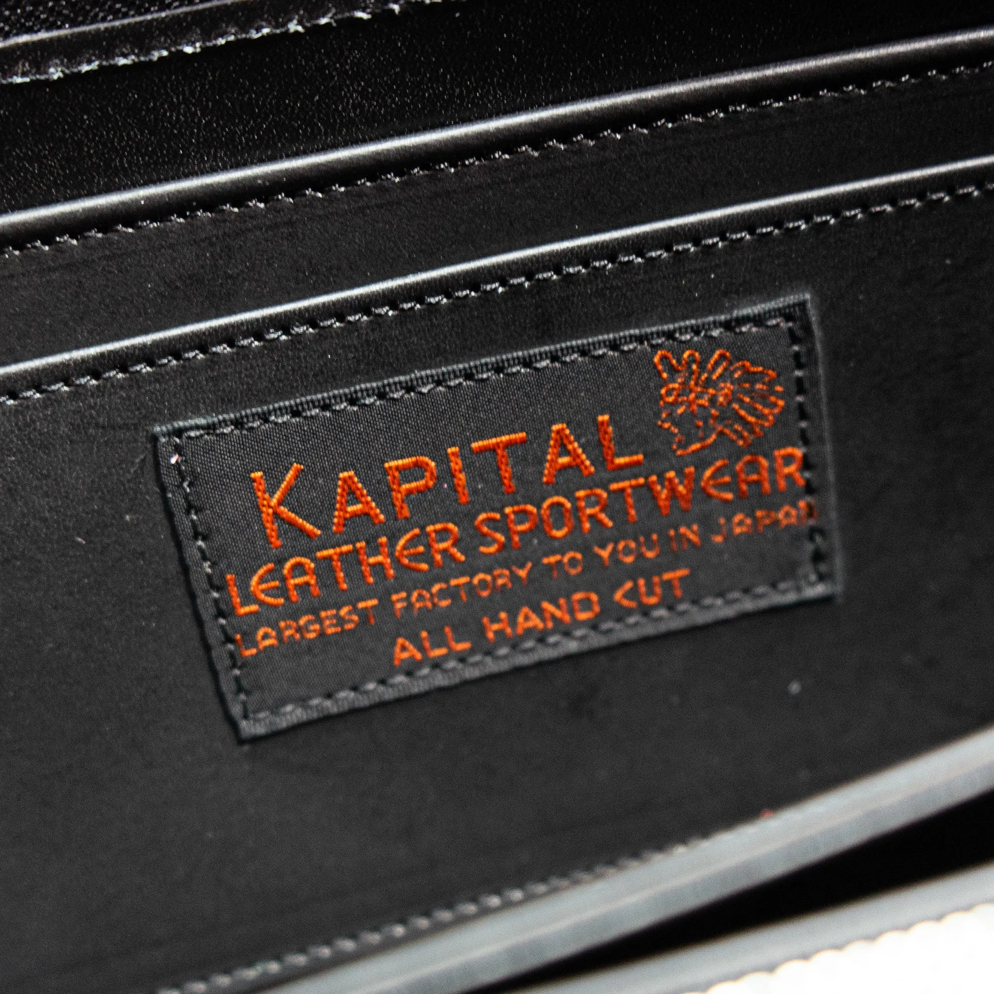 LEATHER BONE HAND PASSCASE