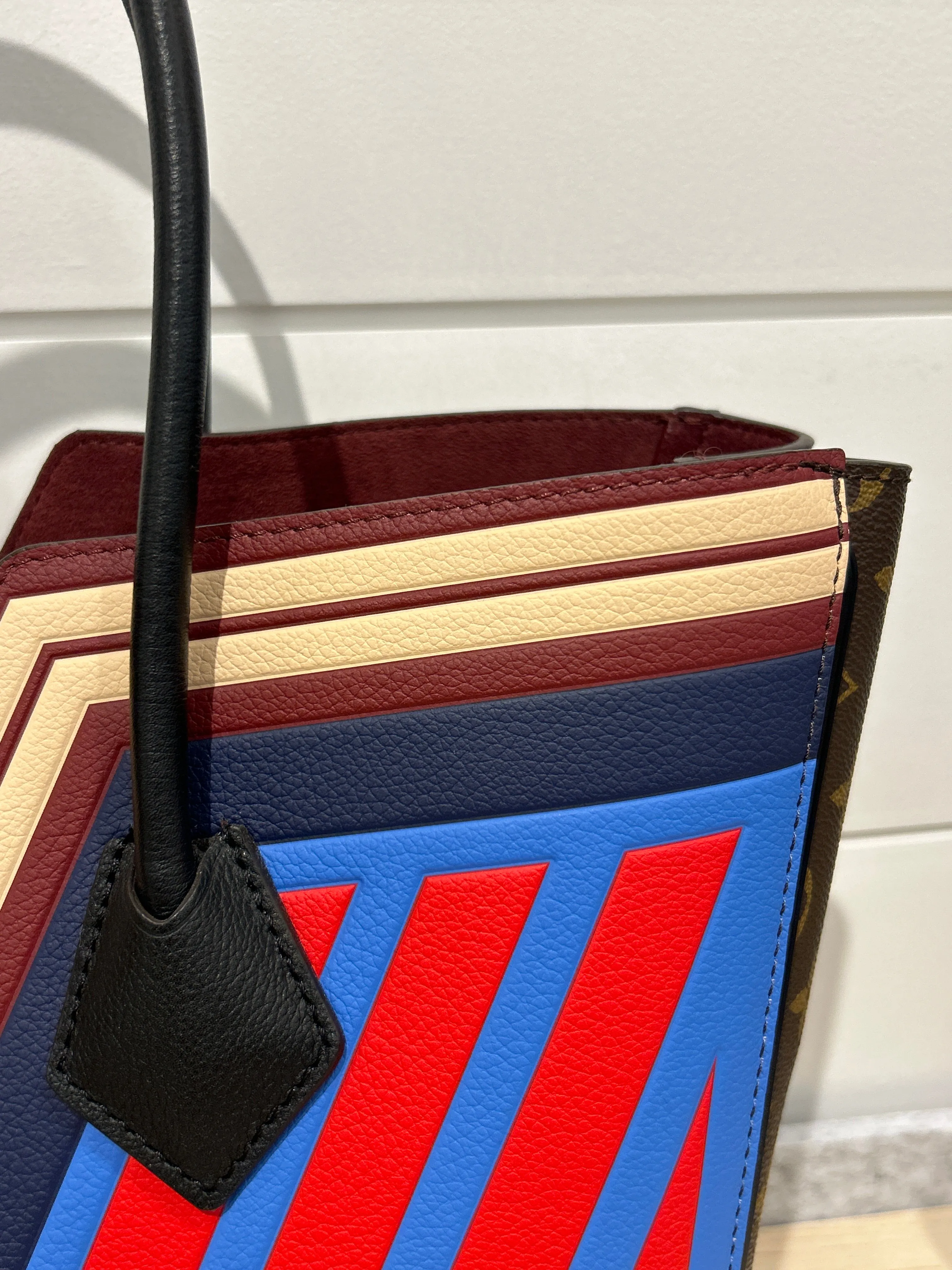 Louis Vuitton Bag, 2017 Calfskin Monogram Canvas Kimono Tote MM