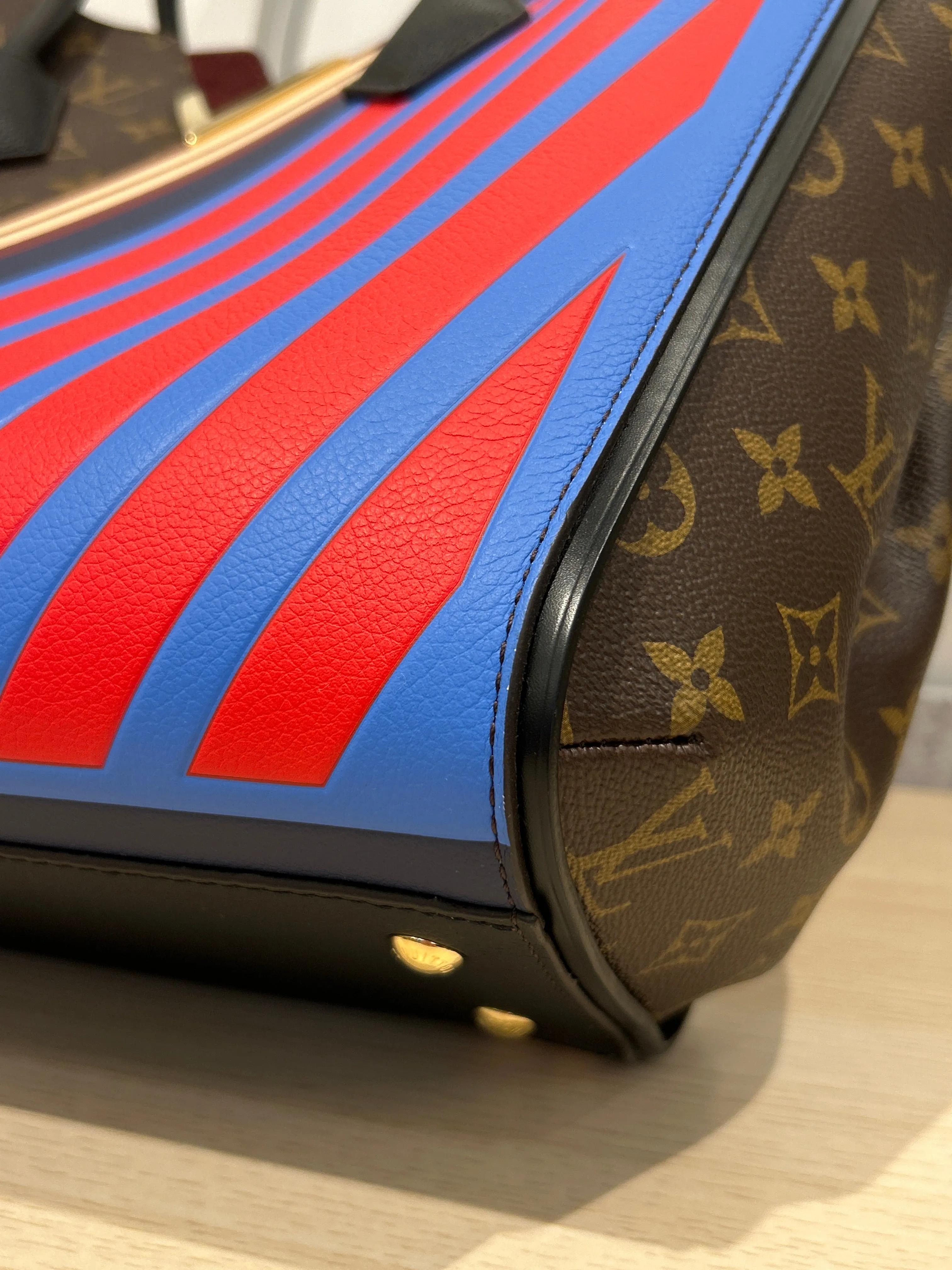 Louis Vuitton Bag, 2017 Calfskin Monogram Canvas Kimono Tote MM