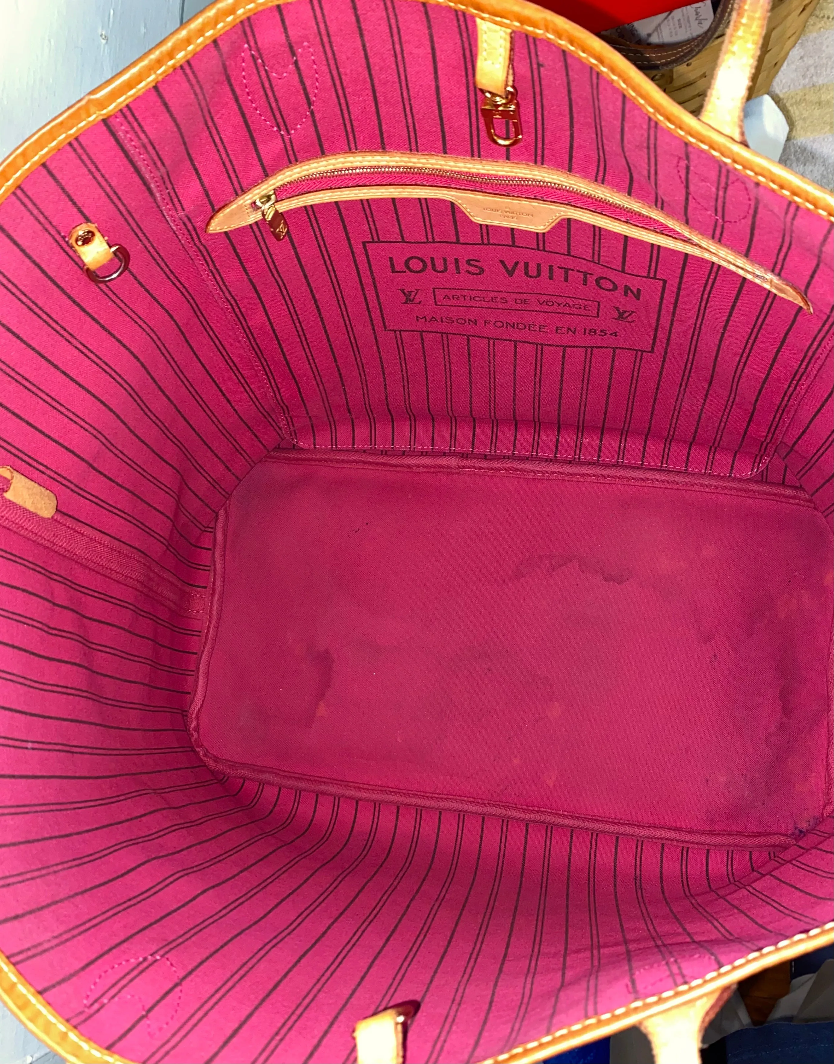Louis Vuitton Monogram Neverfull GM Tote