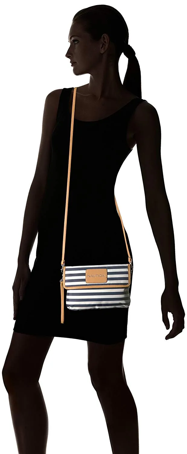 Nautica Perfect Carry-All RFID Blocking Mini Crossbody - portafolios para muñeca