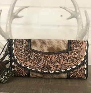 Sandstone Trail Hand-Tooled Wristlet Wallet
