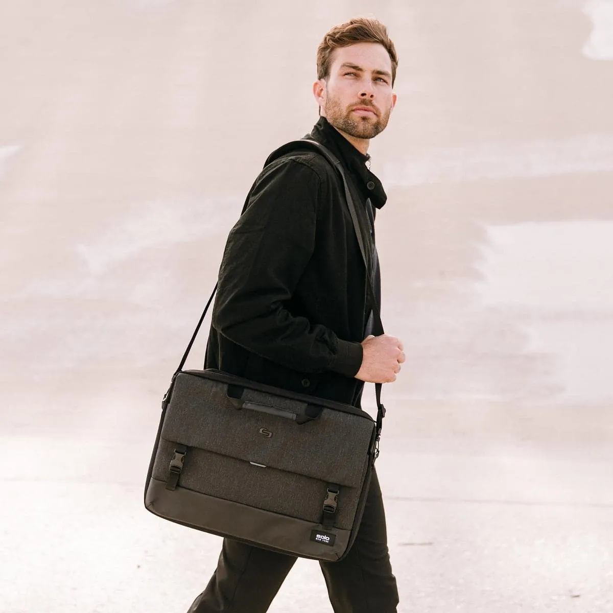 Solo Gravity Notch Briefcase