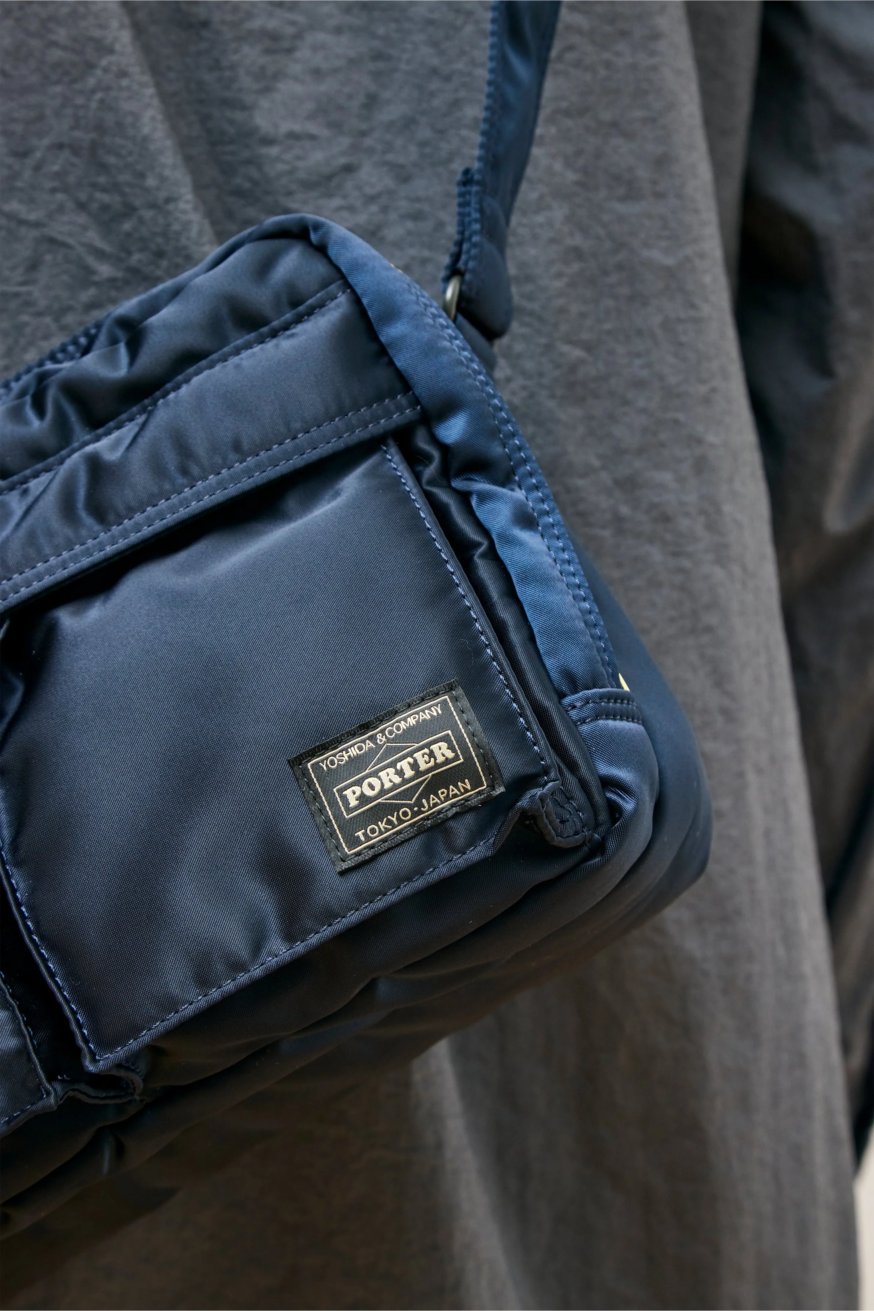 Tanker Sling Bag W-Zip Navy