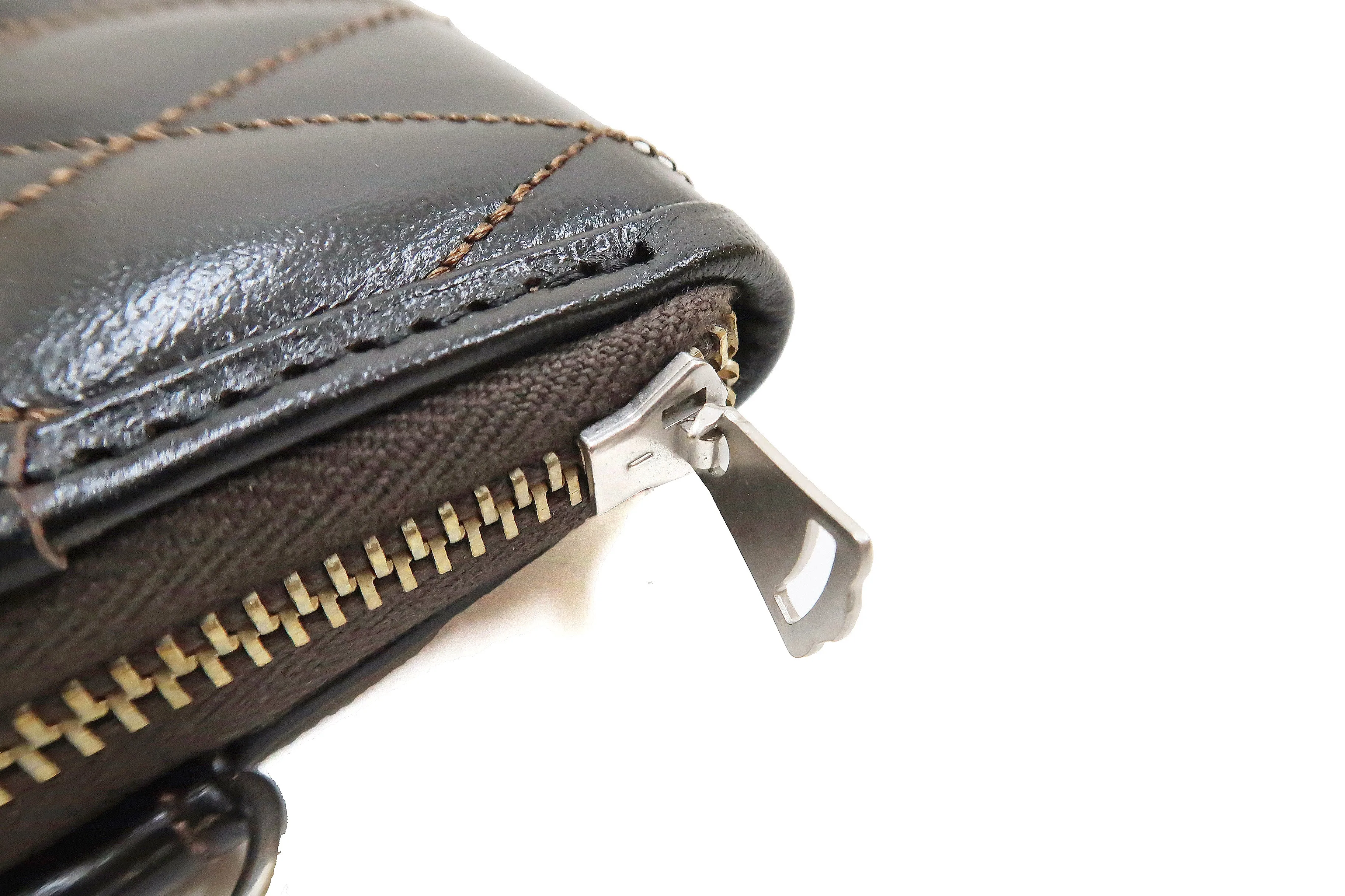 TOYS McCOY Zip-Around Long Leather Wallet Men's Casual Quilted Horsehide Leather Wallet with Three-Sided Zip TMA2506 050 Brown