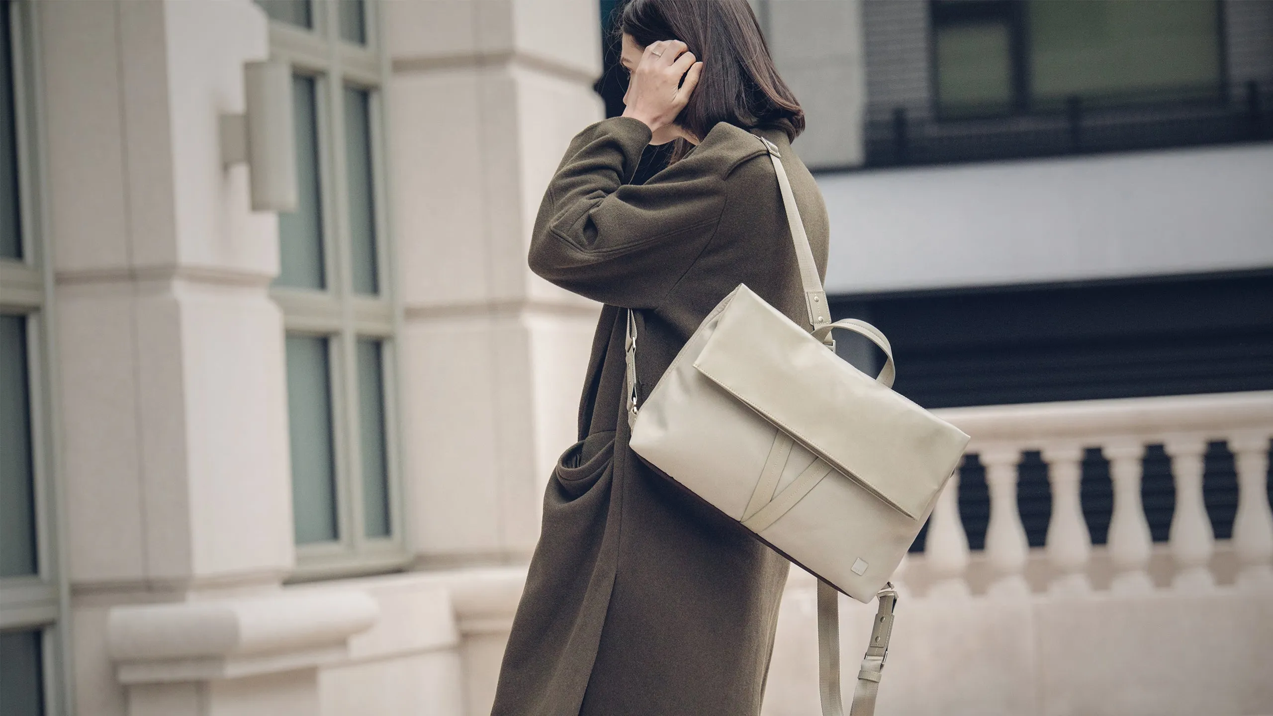 Vespo four-way commuter bag