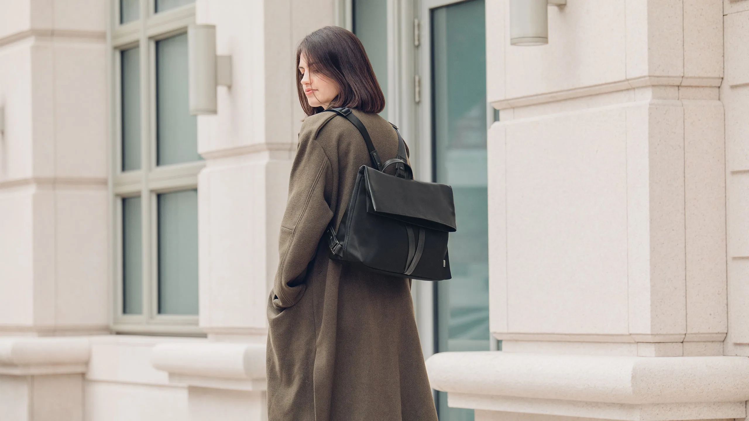 Vespo four-way commuter bag