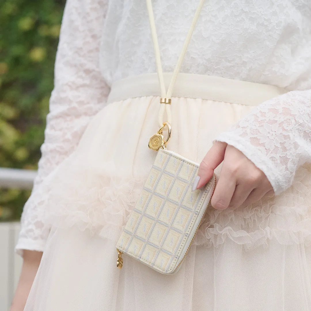 White Chocolate Compact Zip Around Wallet【Japan Jewelry】